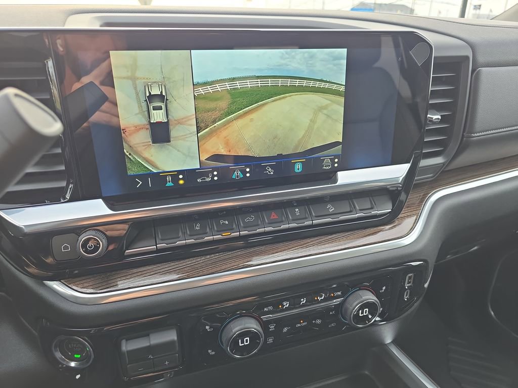 New 2026 Chevrolet Silverado 2500 LT image 24