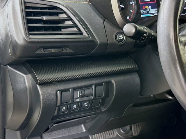 Used 2020 Subaru Crosstrek 2.0i Premium w/ Moonroof Package 2 image 10