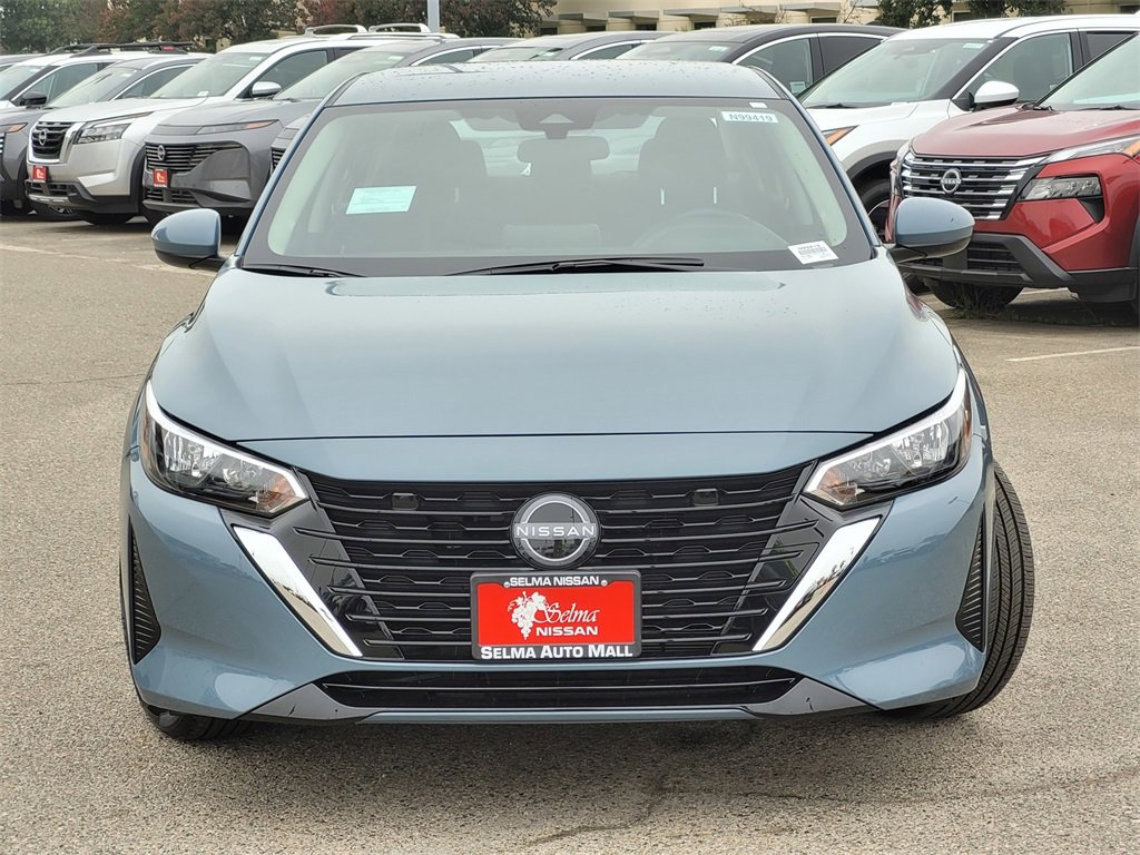 New 2025 Nissan Sentra SV image 2
