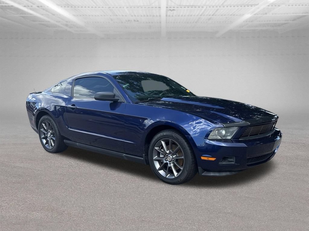 Used 2011 Ford Mustang Premium w/ 203A Rapid Spec Order Code RWD image 9