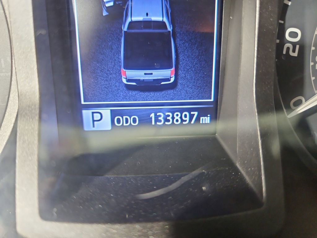 Used 2018 Toyota Tacoma TRD Off-Road image 16