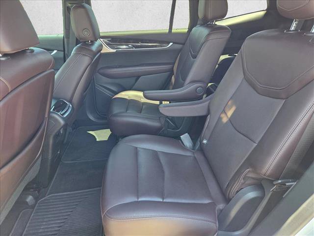 Used 2021 Cadillac XT6 Premium Luxury FWD image 27