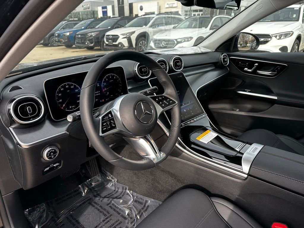 Used 2025 Mercedes-Benz C 300 4MATIC Sedan image 11
