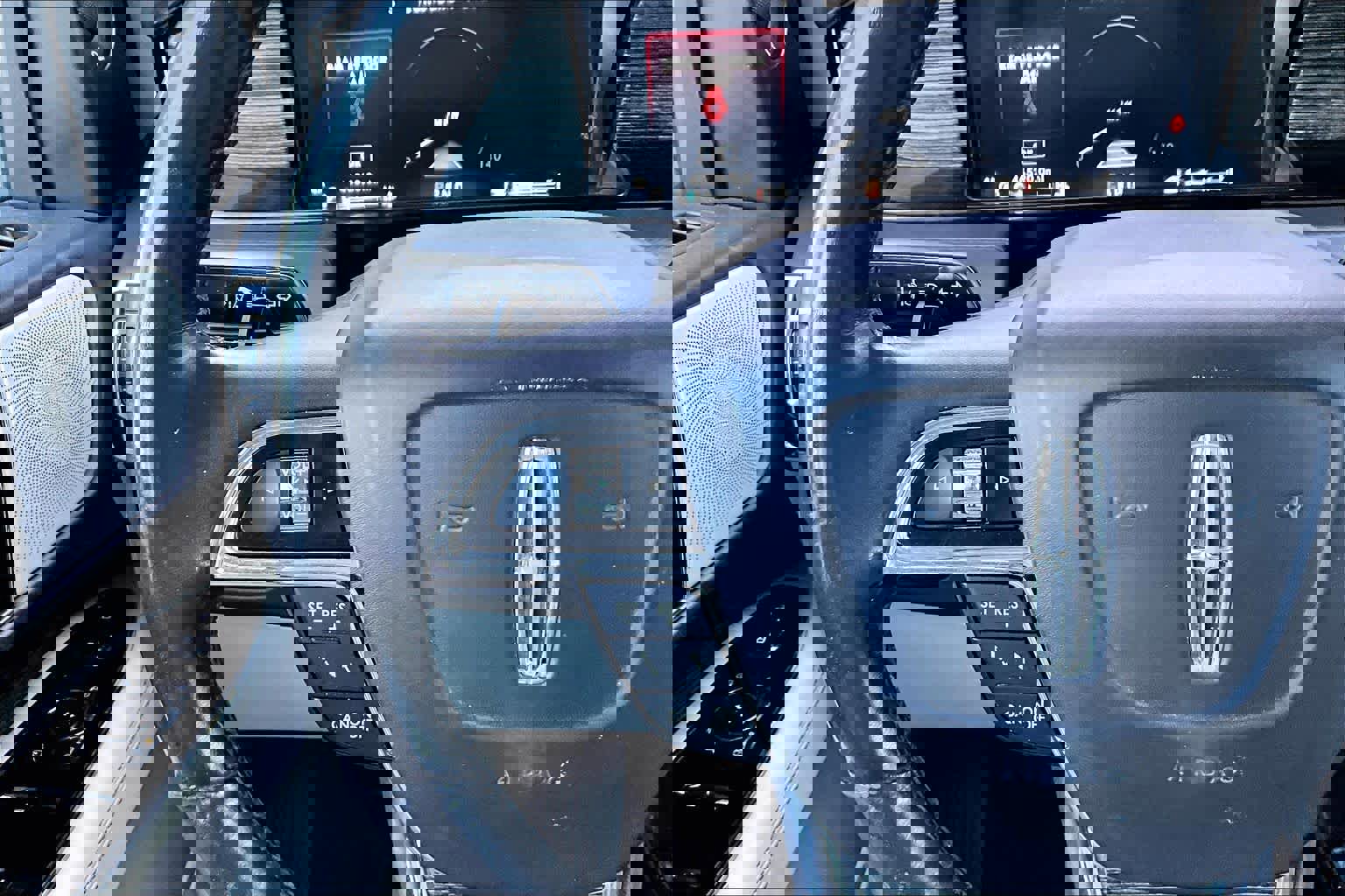 Used 2019 Lincoln Navigator L Black Label w/ Cargo Package image 20