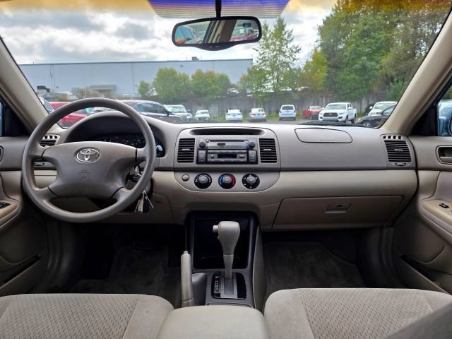 Used 2004 Toyota Camry FWD image 20