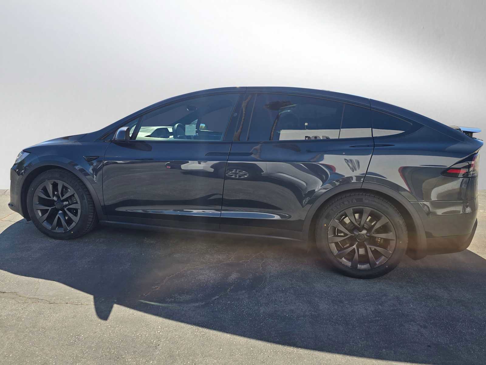 Used 2024 Tesla Model X AWD/4WD image 6