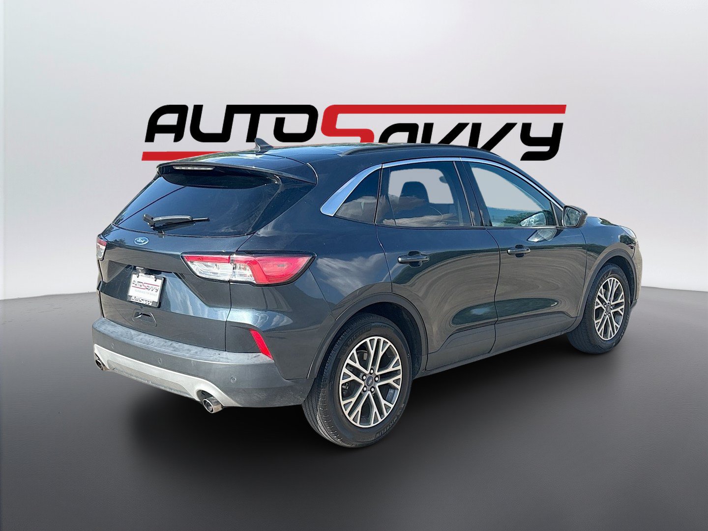 Used 2022 Ford Escape SEL w/ Technology Package FWD image 7