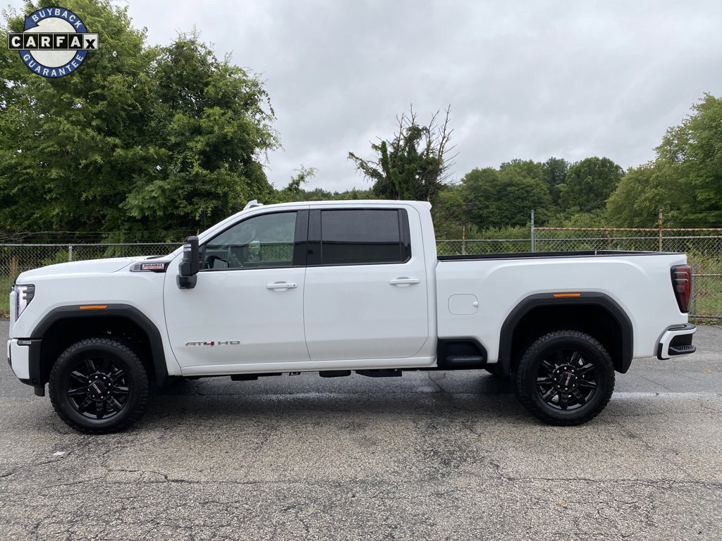 Used 2025 GMC Sierra 2500 AT4 image 5
