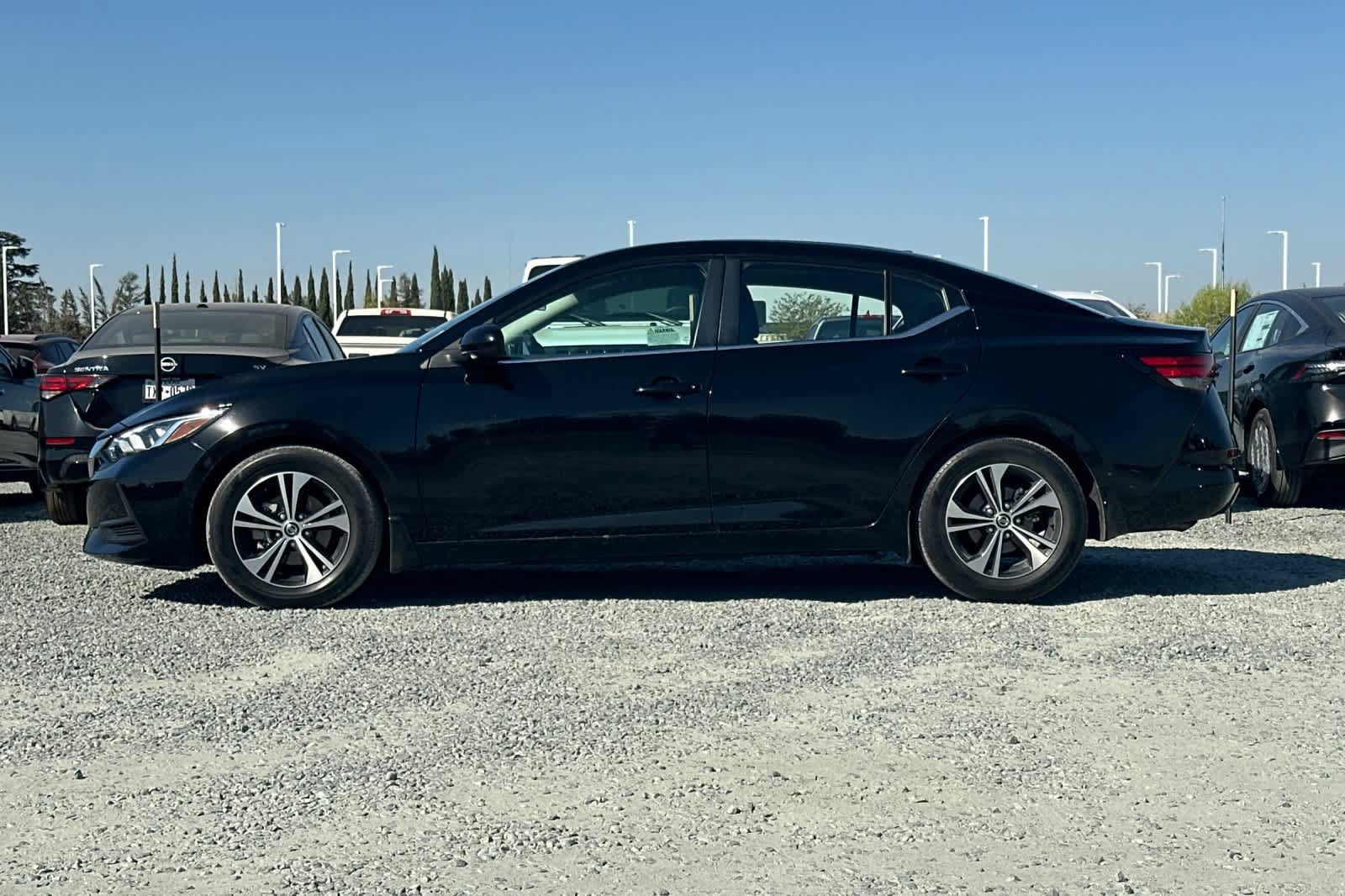 Used 2022 Nissan Sentra SV FWD image 6