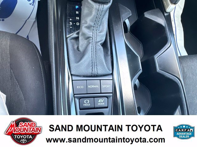 Used 2026 Toyota Camry LE FWD image 19