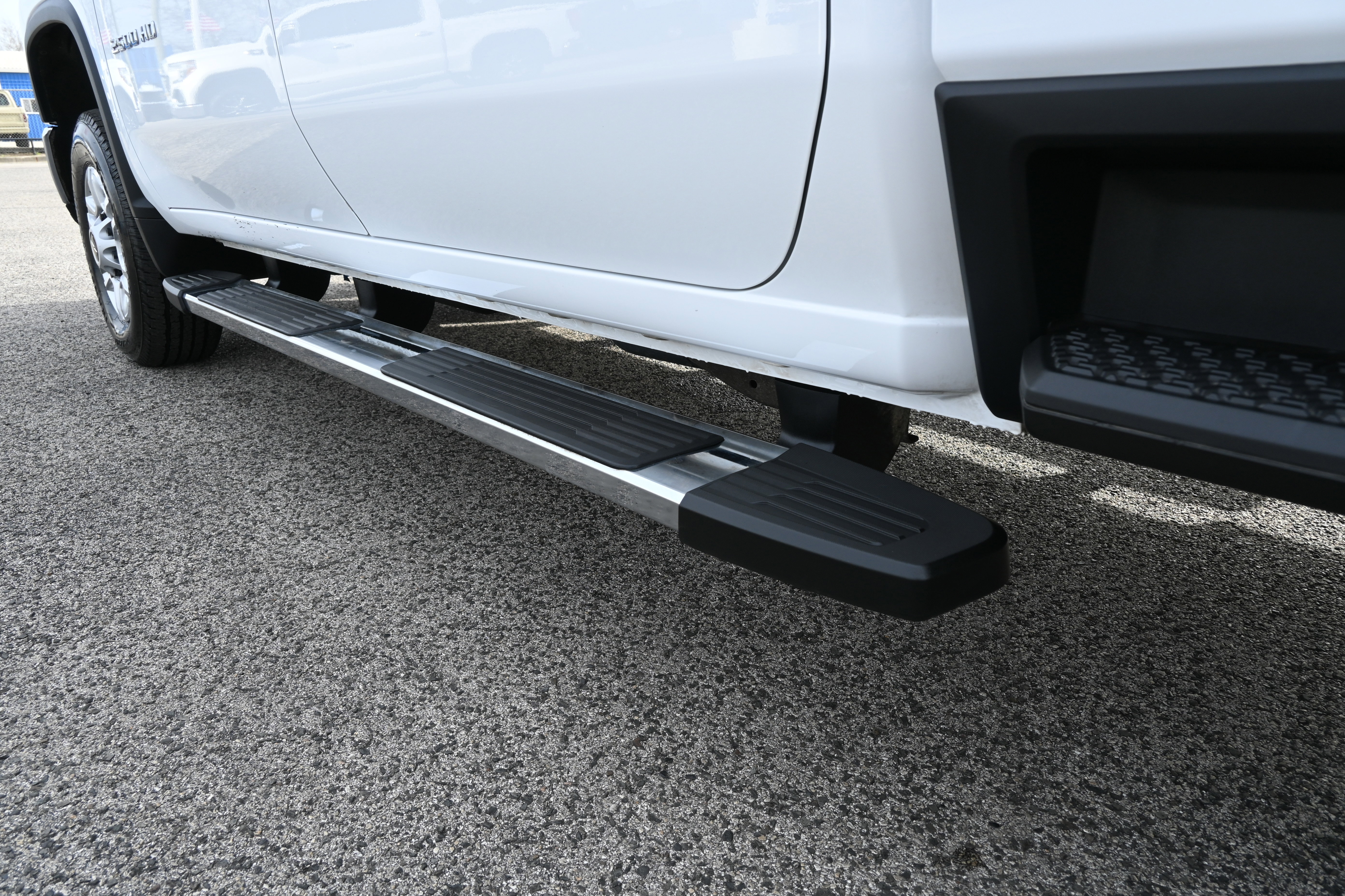 Used 2025 Chevrolet Silverado 2500 LT w/ Convenience Package image 10