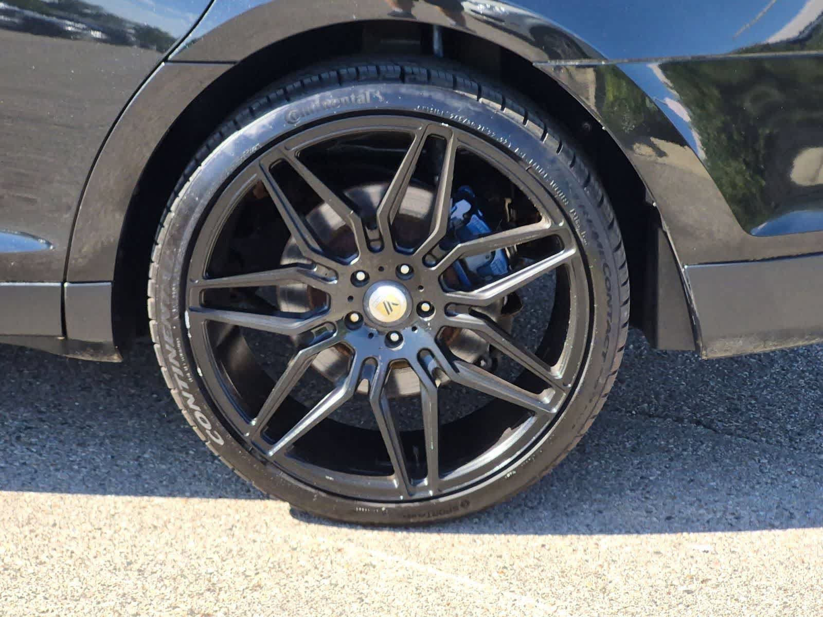 Used 2015 Ford Taurus SHO w/ Equipment Group 401A AWD/4WD image 14