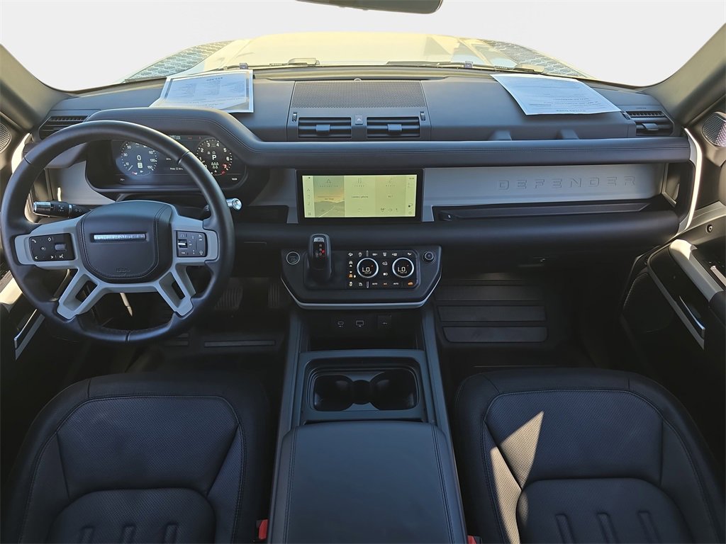 Certified 2021 Land Rover Defender 110 X-Dynamic HSE image 9