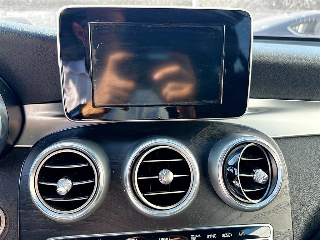 Used 2017 Mercedes-Benz GLC 300 w/ Premium 1 Package image 10
