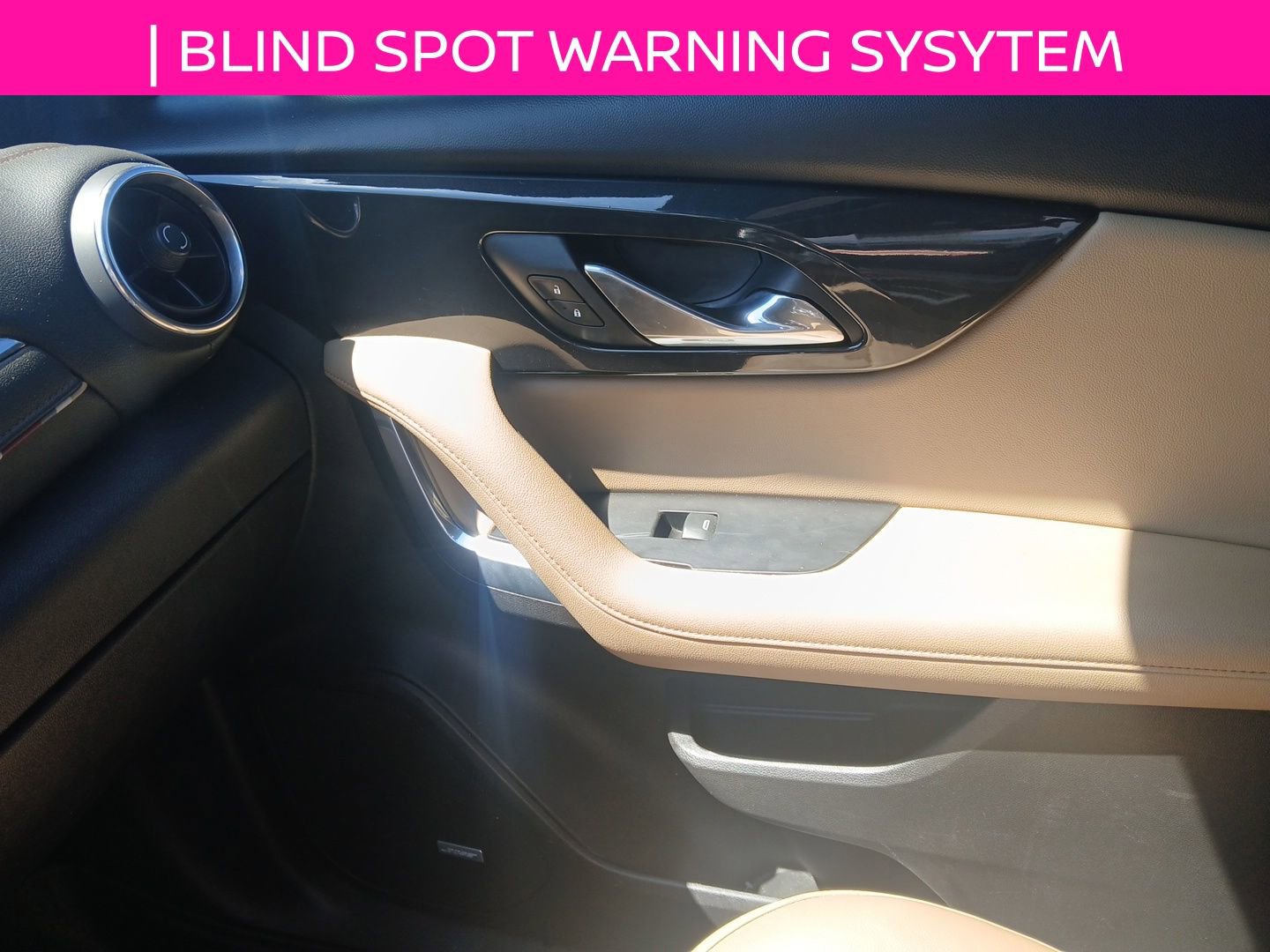 Used 2020 Chevrolet Blazer Premier w/ Driver Confidence II Package image 15