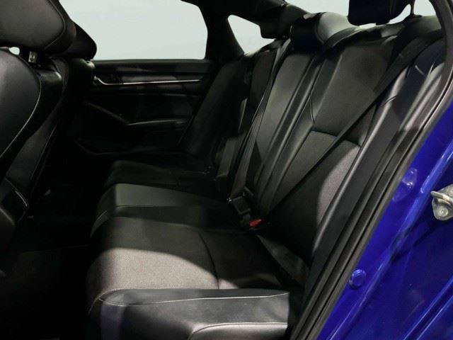 Used 2018 Honda Accord Sport image 34