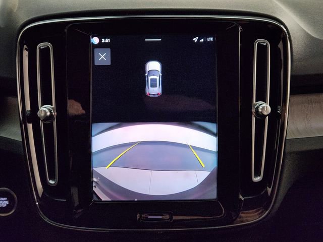 New 2026 Volvo XC40 B5 Core image 18