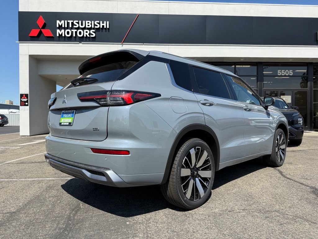 New 2026 Mitsubishi Outlander SEL FWD image 14