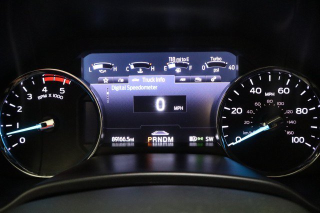 Used 2022 Ford F250 Platinum w/ FX4 Off-Road Package AWD/4WD image 41