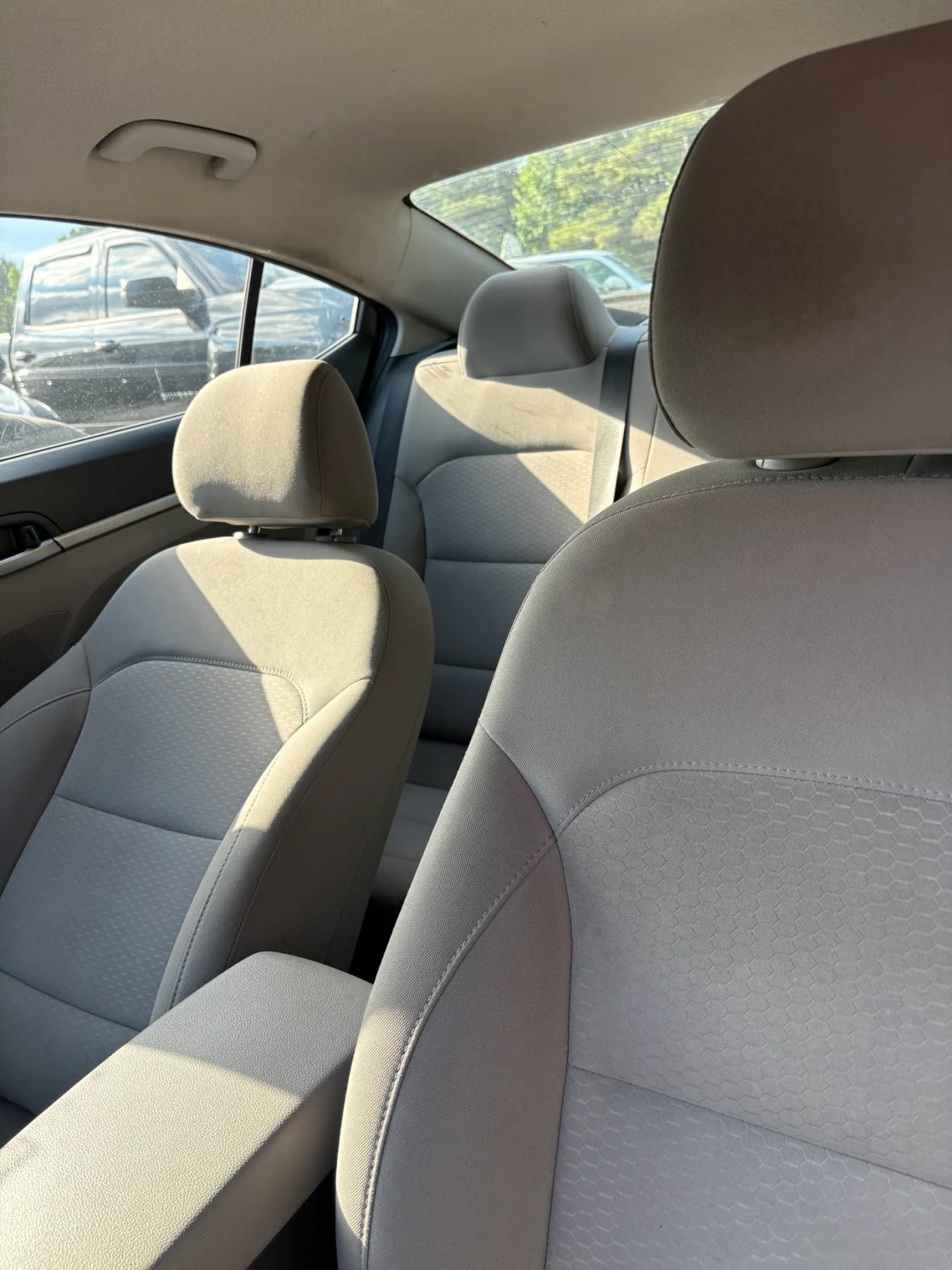 Used 2020 Hyundai Elantra SEL FWD image 39