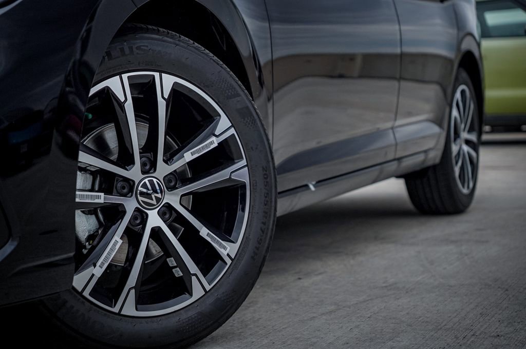 New 2026 Volkswagen Jetta Sport image 2