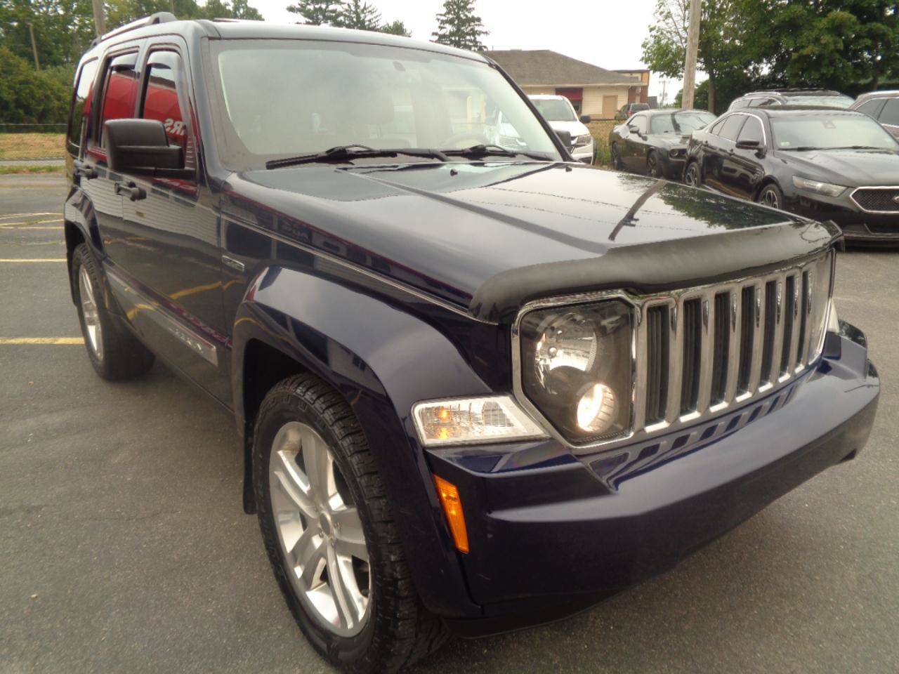 Used 2012 Jeep Liberty Limited Jet w/ Comfort/Convenience Group AWD/4WD image 18