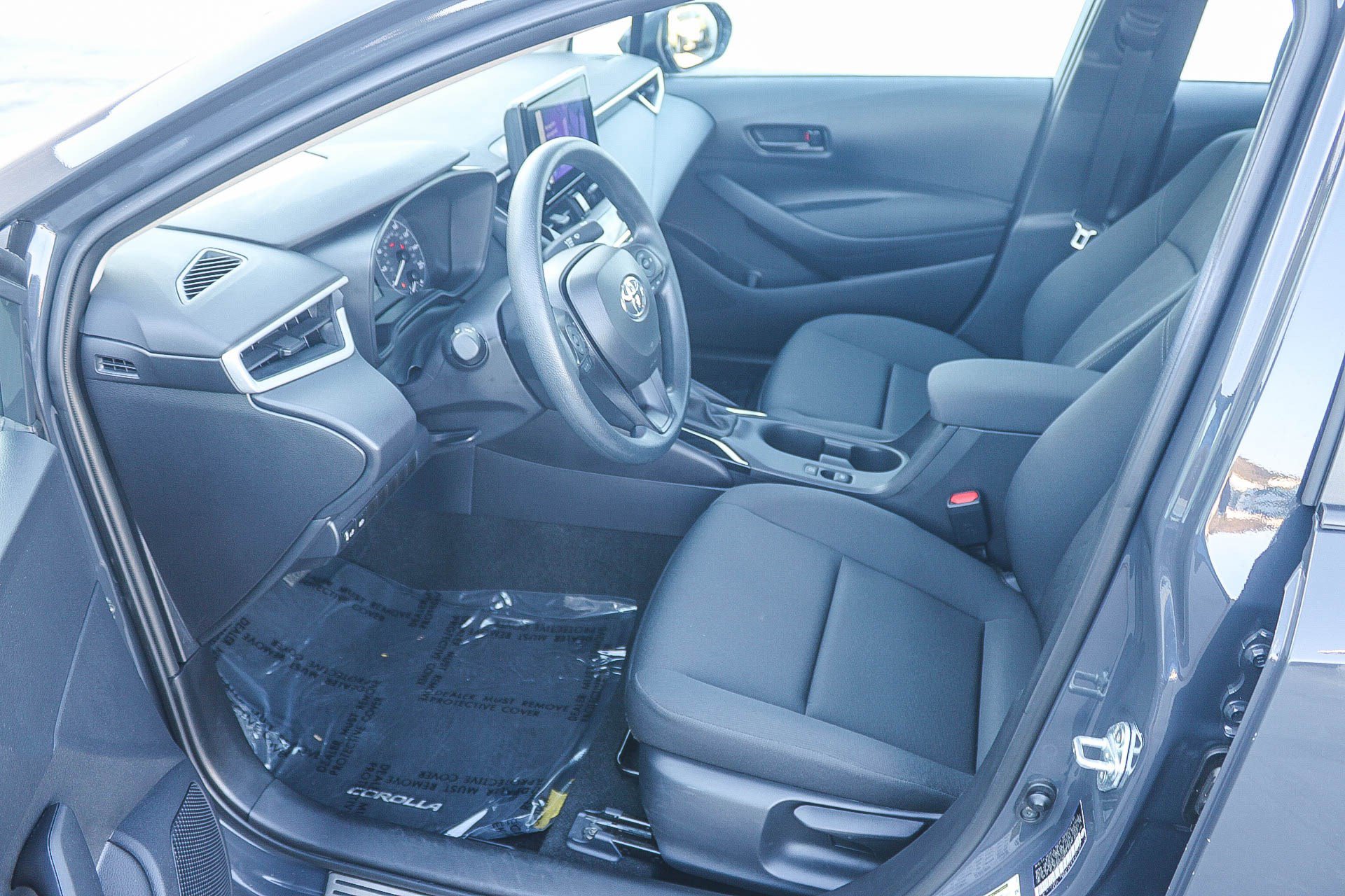 Certified 2024 Toyota Corolla LE FWD image 18