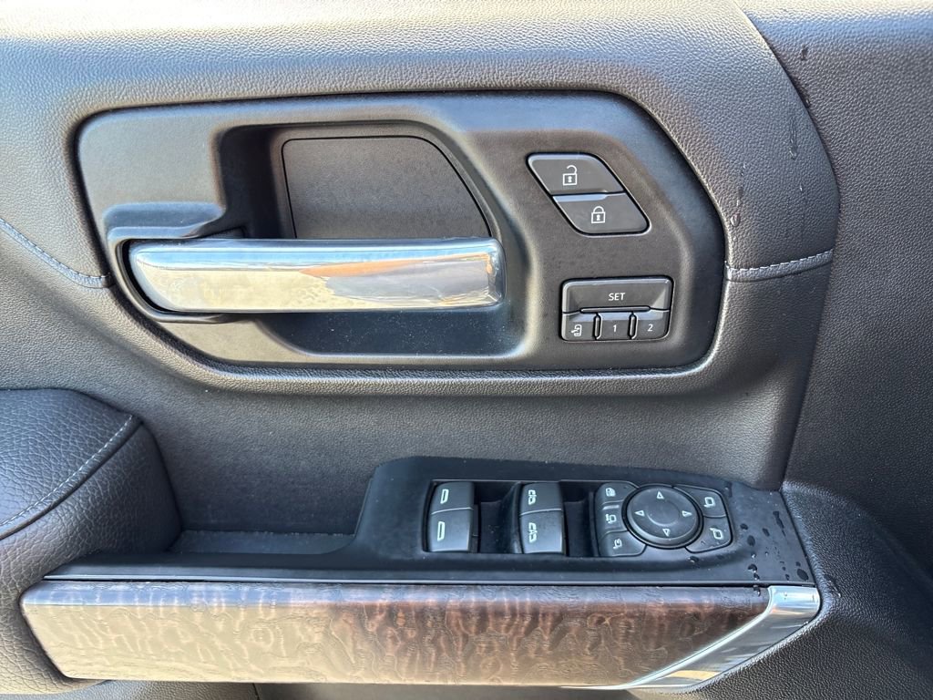 Used 2020 GMC Sierra 2500 Denali w/ Denali Ultimate Package image 17