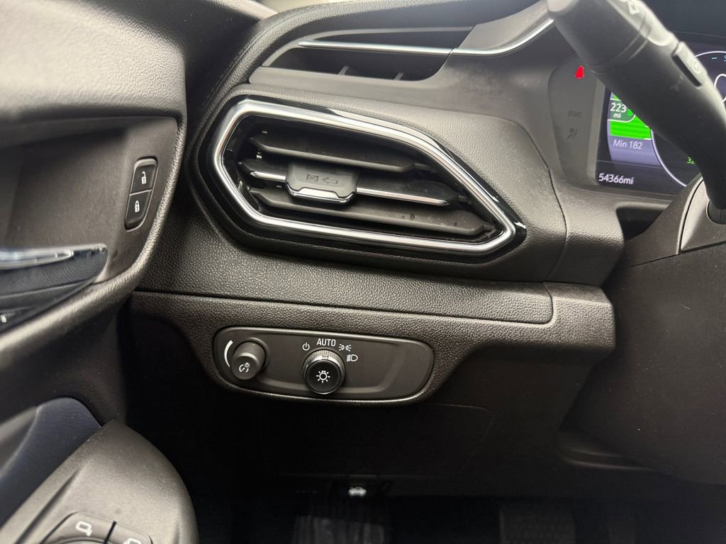 Certified 2023 Chevrolet Bolt EUV LT w/ Convenience Package image 22