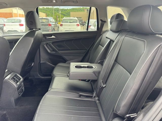 Used 2022 Volkswagen Tiguan SE AWD/4WD image 10
