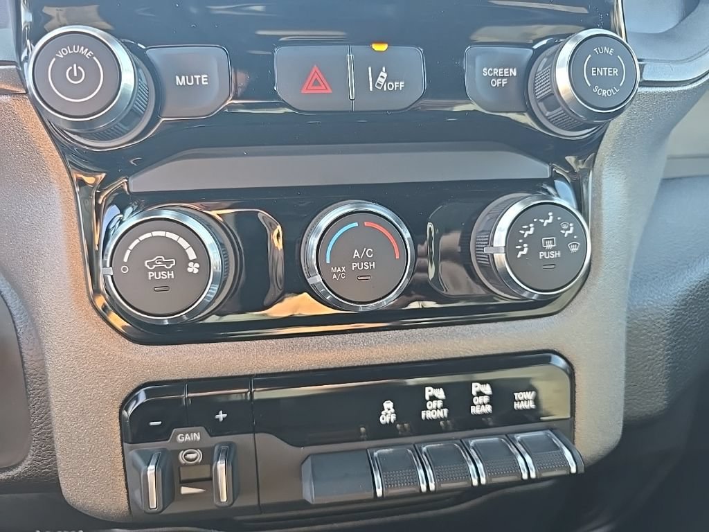 New 2026 RAM 1500 Tradesman AWD/4WD image 33