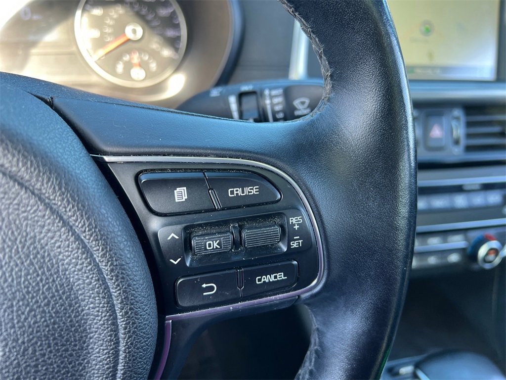 Used 2016 Kia Optima EX w/ Premium Package image 17