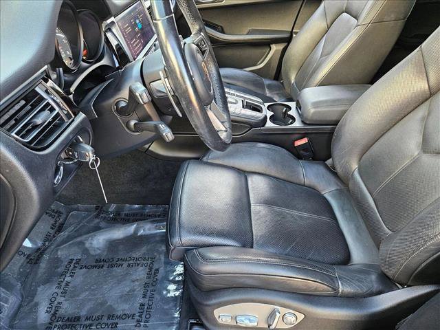 Used 2019 Porsche Macan S image 16