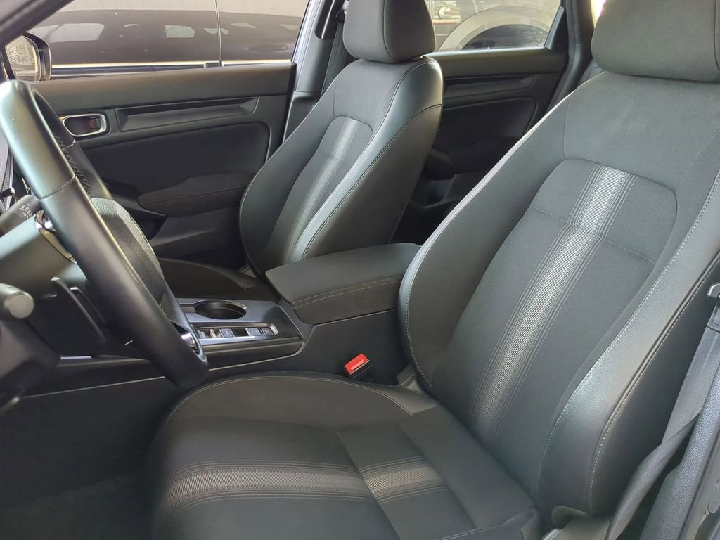 Used 2024 Honda Civic Sport image 6