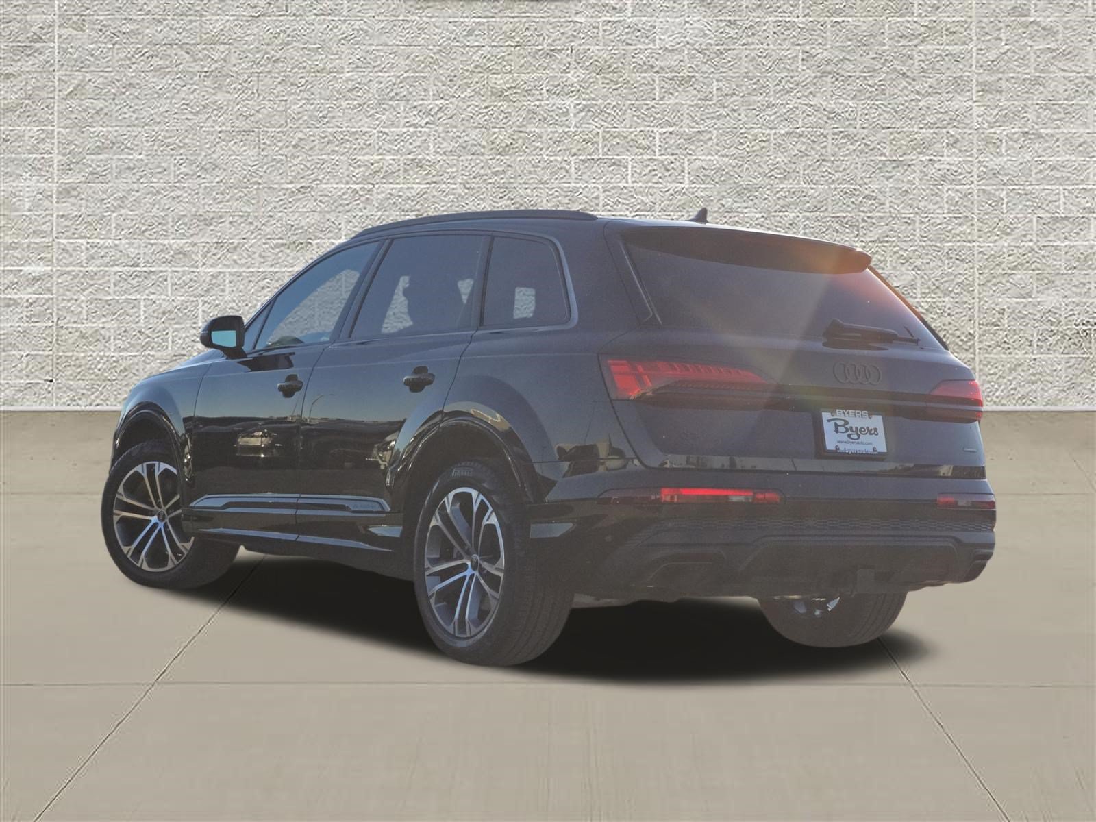 Certified 2026 Audi Q7 2.0T Premium AWD/4WD image 5