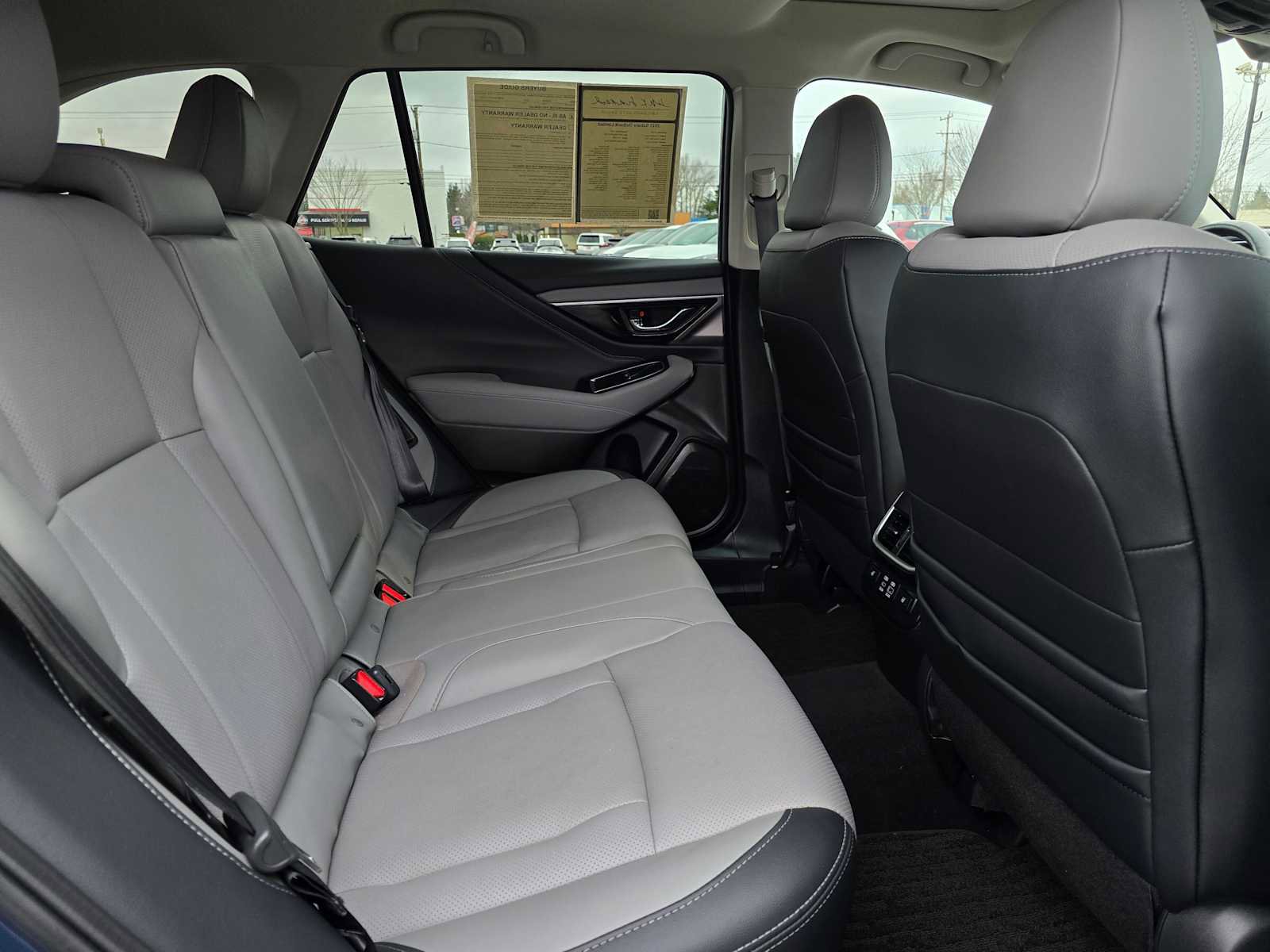 Used 2023 Subaru Outback Limited image 14