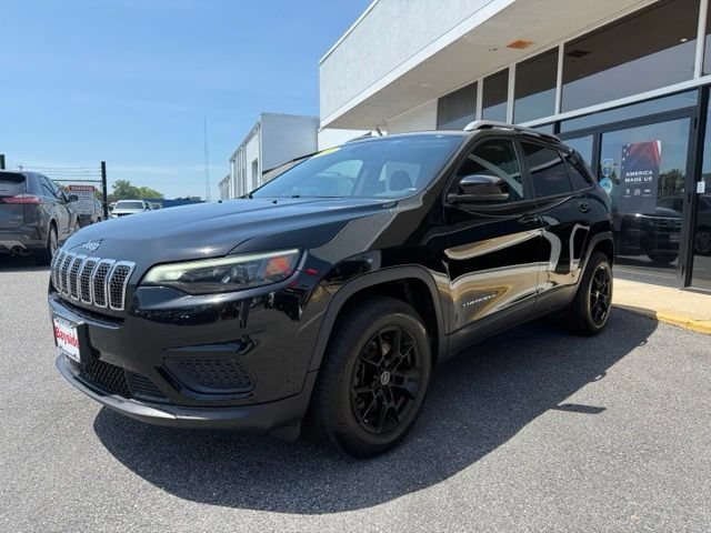 Used 2021 Jeep Cherokee Latitude AWD/4WD image 7