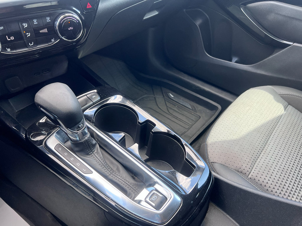 Used 2024 Chevrolet Trax LT w/ Driver Confidence Package image 24