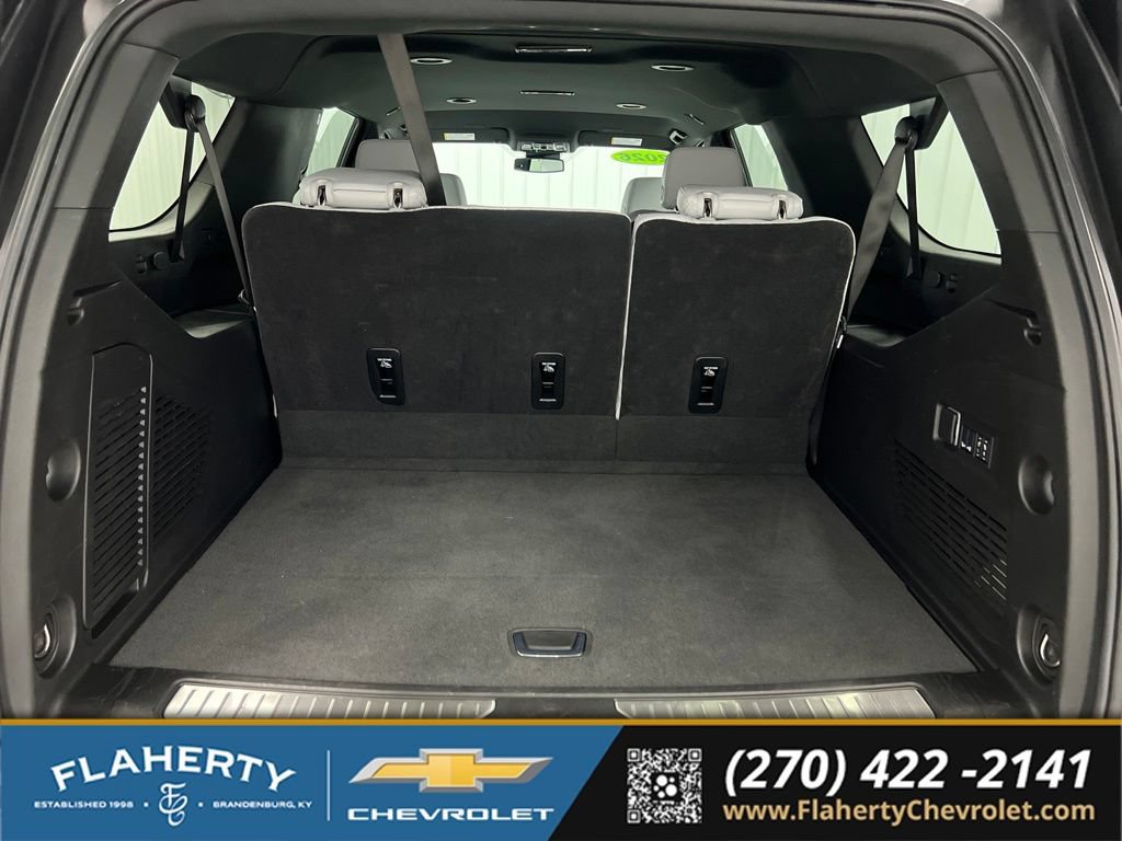 Used 2026 Chevrolet Suburban Premier AWD/4WD image 20