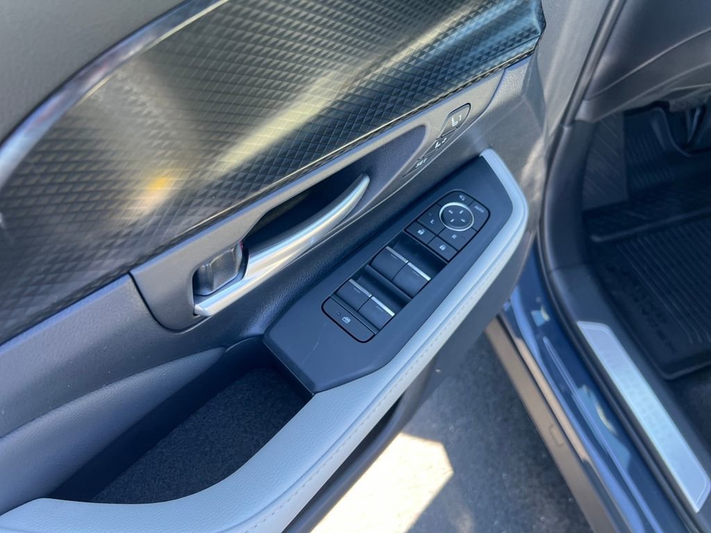New 2026 Toyota Grand Highlander AWD Hybrid image 10