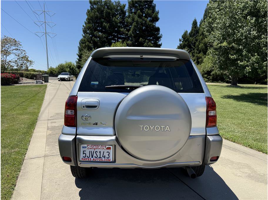 Used 2004 Toyota RAV4 2WD image 4