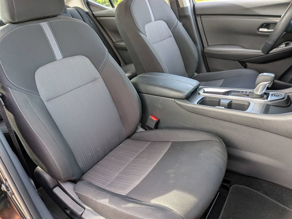 Certified 2025 Nissan Sentra SV w/ All-Weather Package FWD image 34