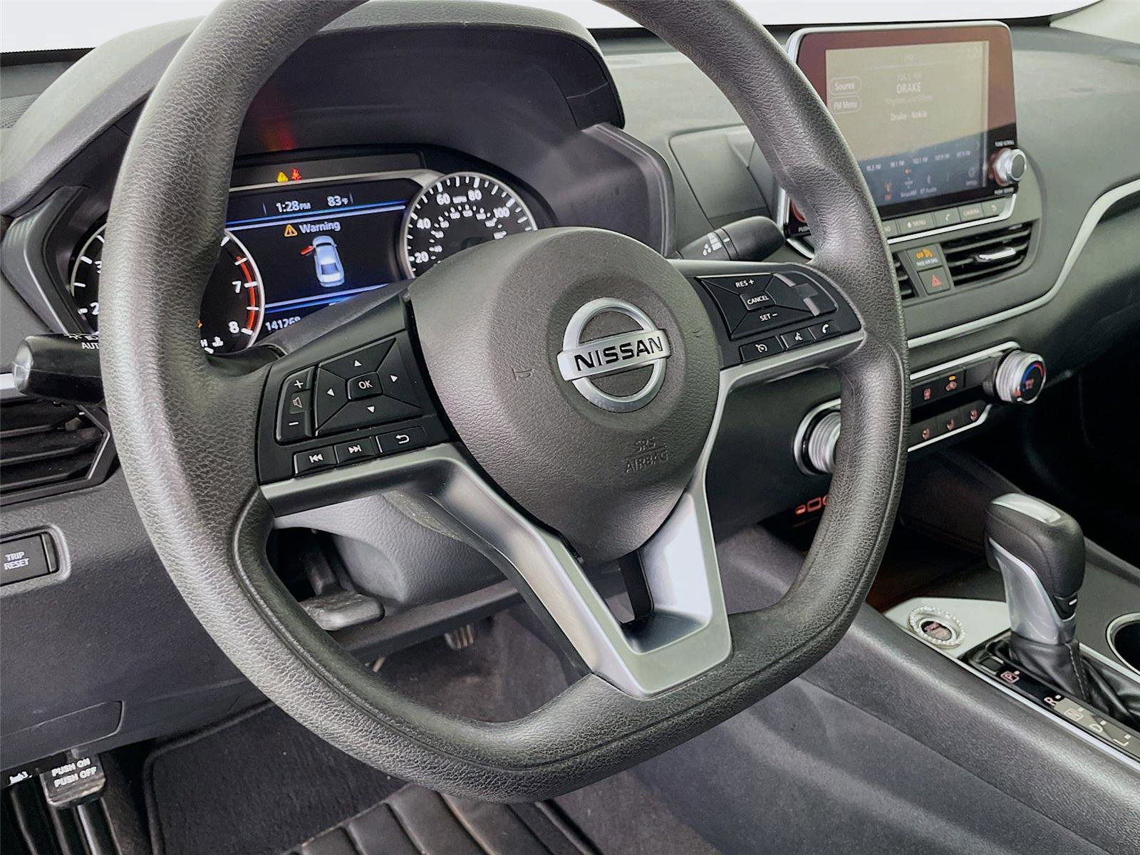 Used 2022 Nissan Altima 2.5 SV FWD image 15
