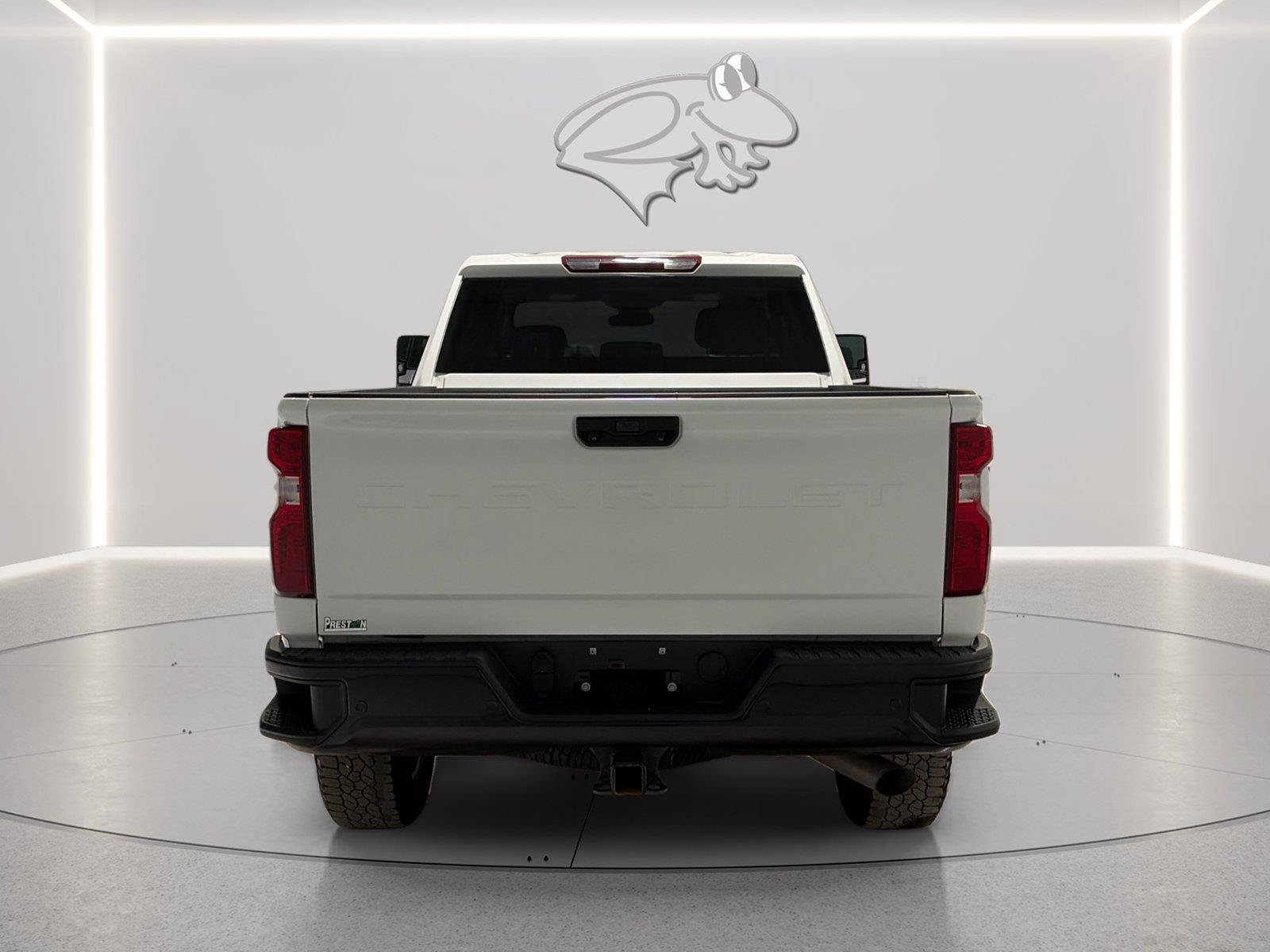 Used 2025 Chevrolet Silverado 2500 Custom w/ Custom Value Package AWD/4WD image 4