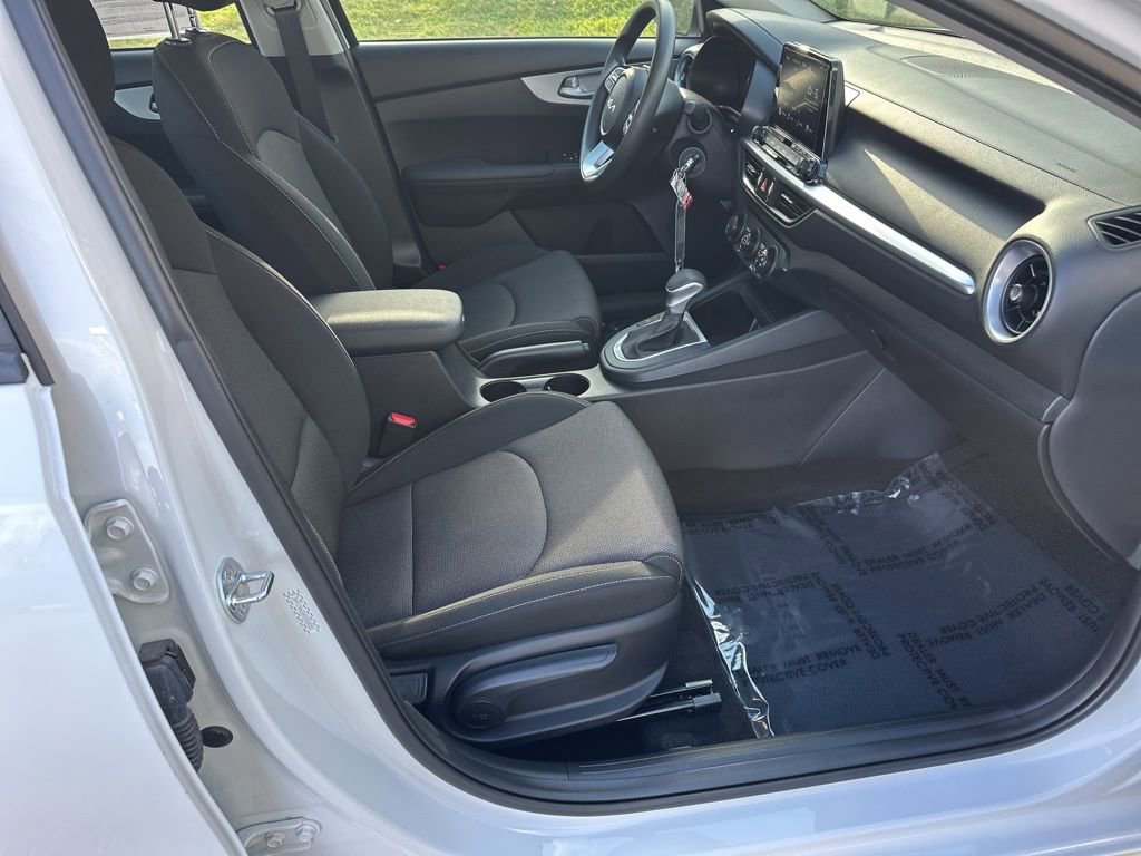 Certified 2024 Kia Forte LXS image 17