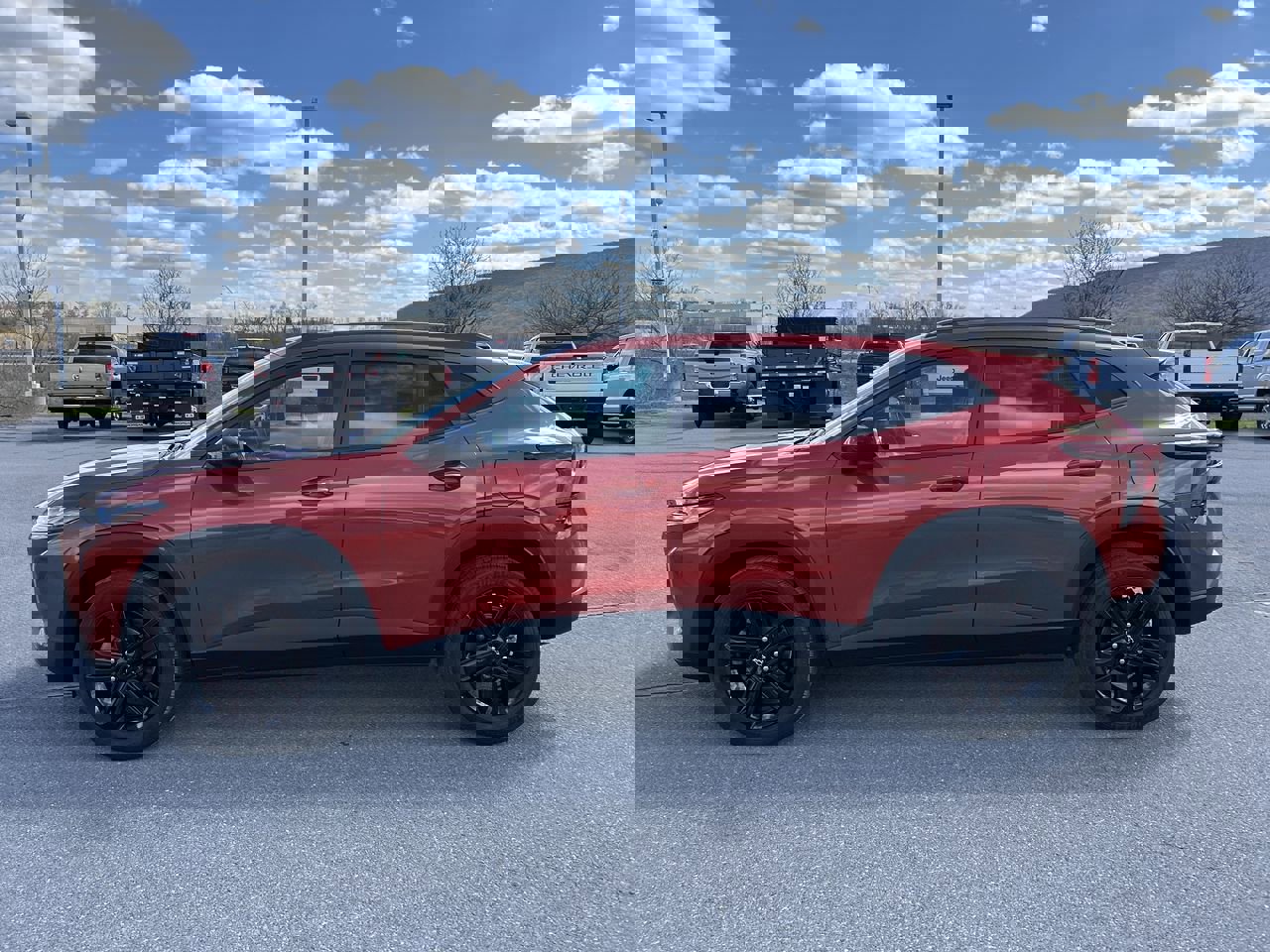 Used 2024 Chevrolet Trax ACTIV w/ Sunroof Package image 4