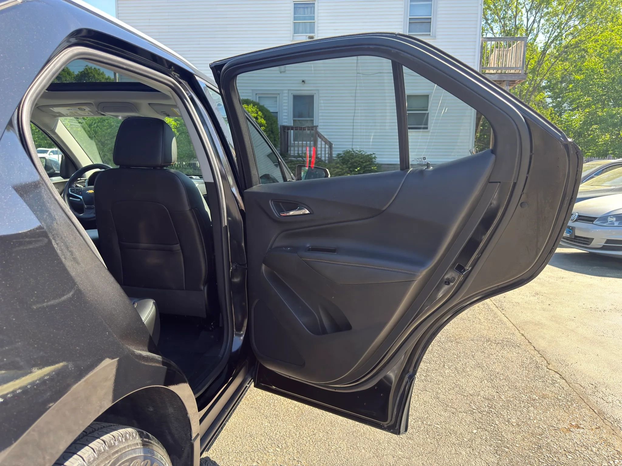 Used 2020 Chevrolet Equinox Premier AWD/4WD image 17