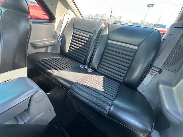 Used 1993 Ford Mustang LX image 12