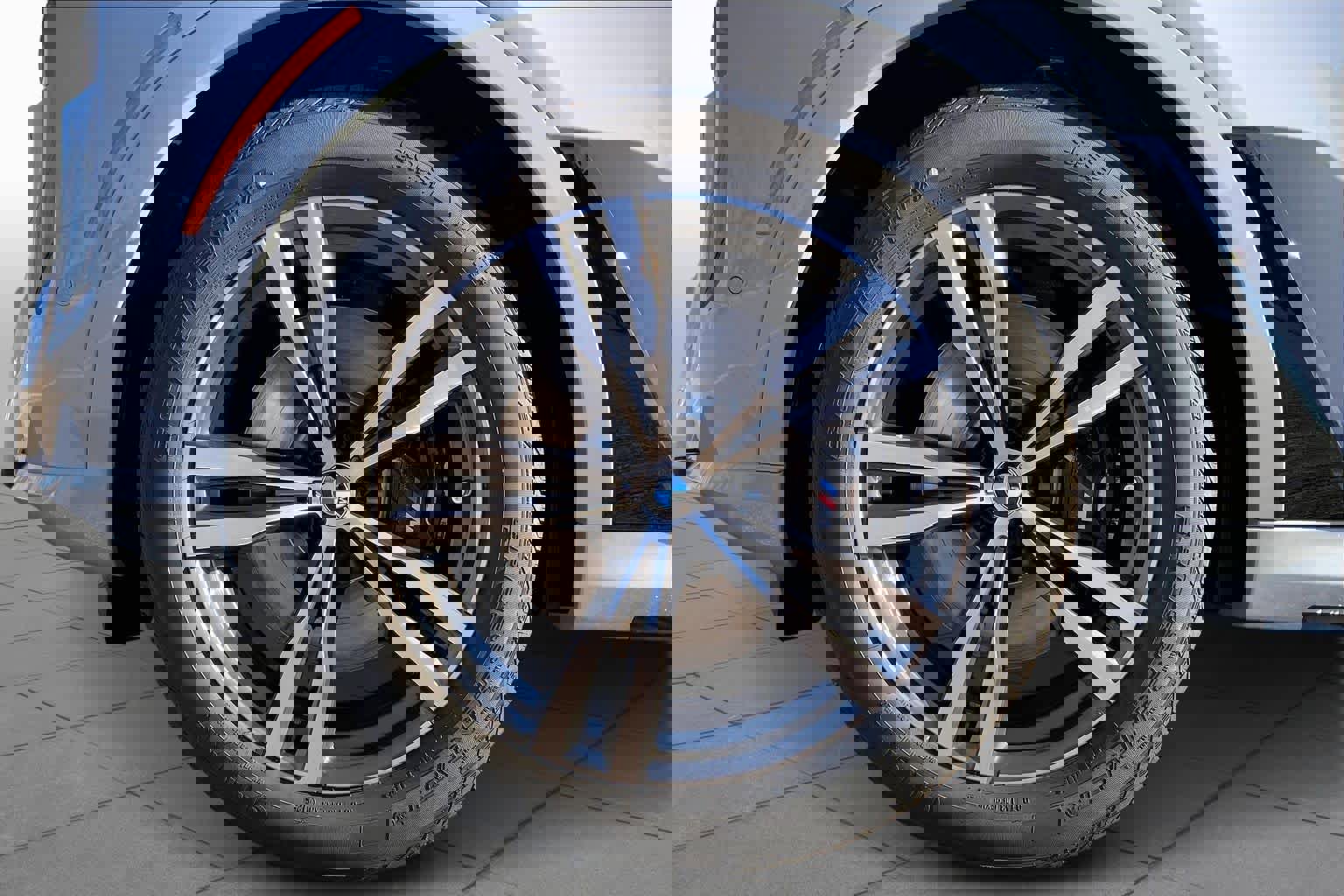 New 2026 BMW X7 M60i image 11