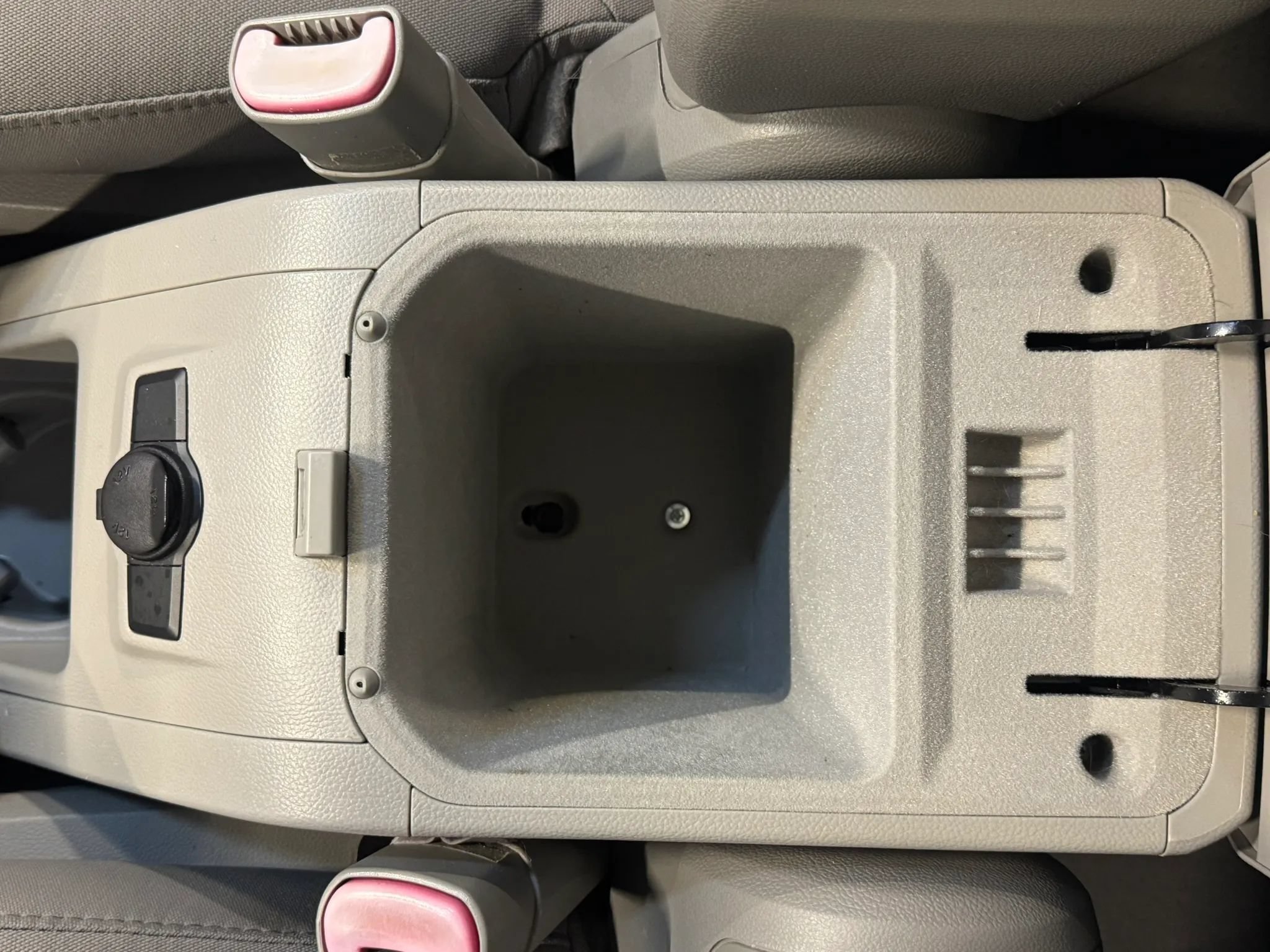 Used 2009 Saturn Vue XE FWD image 18